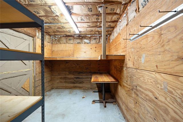 165 Shamrock Drive, Fayetteville, GA 30215