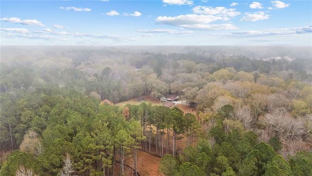 165 Shamrock Drive, Fayetteville, GA 30215