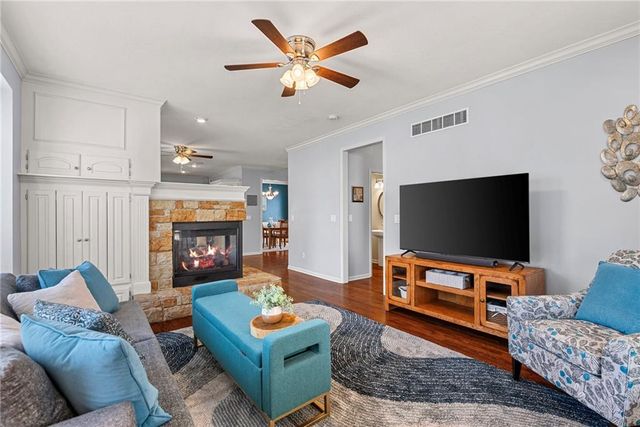 15921 Ash Street, Overland Park, KS 66085