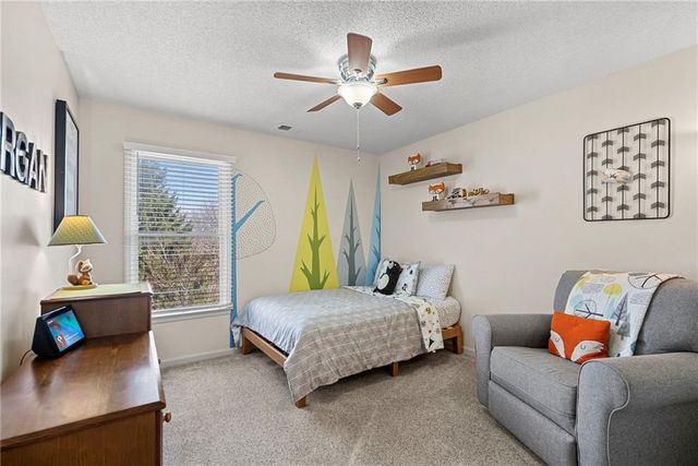 15921 Ash Street, Overland Park, KS 66085