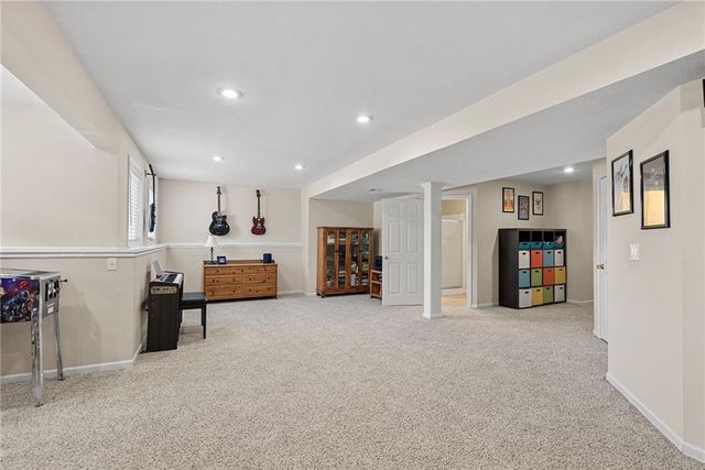 15921 Ash Street, Overland Park, KS 66085