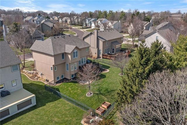 15921 Ash Street, Overland Park, KS 66085