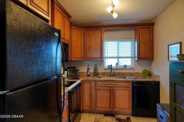 2711 N Halifax Ave Apt 483, Daytona Beach, FL 32118