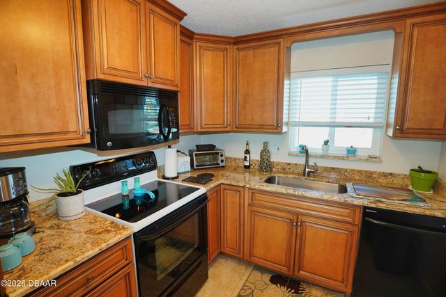 2711 N Halifax Ave Apt 483, Daytona Beach, FL 32118