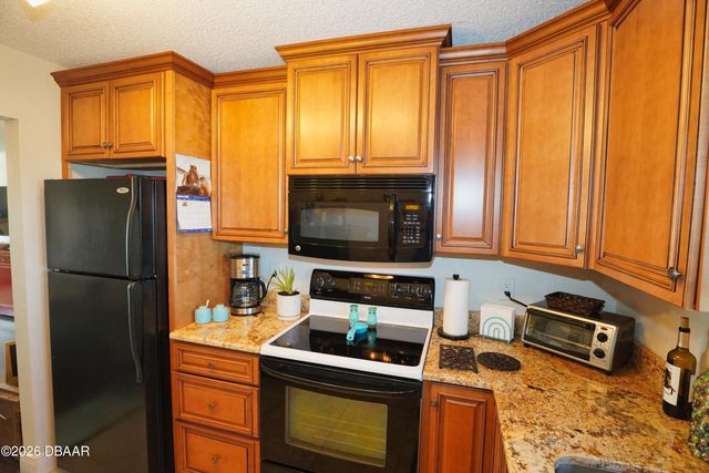 2711 N Halifax Ave Apt 483, Daytona Beach, FL 32118