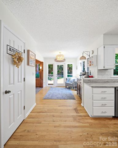 55 Brookside Drive, Columbus, NC 28722
