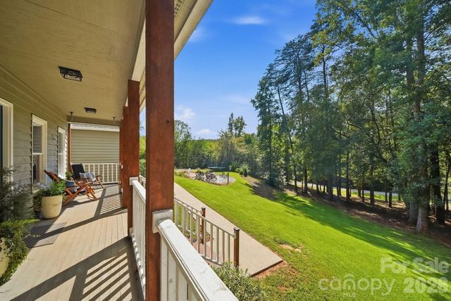 55 Brookside Drive, Columbus, NC 28722