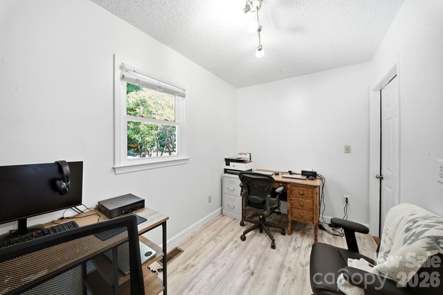 55 Brookside Drive, Columbus, NC 28722