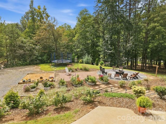 55 Brookside Drive, Columbus, NC 28722