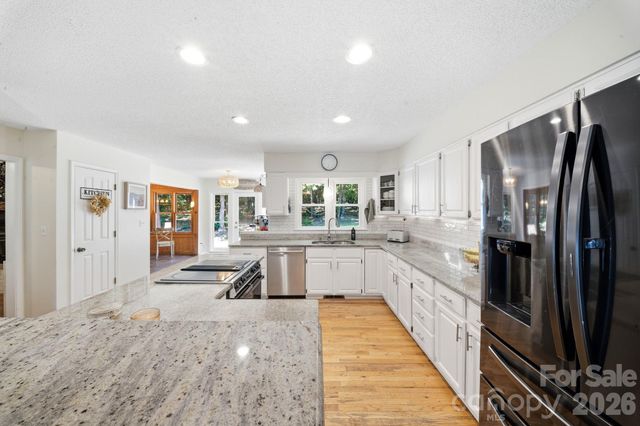 55 Brookside Drive, Columbus, NC 28722