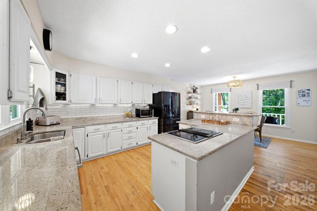 55 Brookside Drive, Columbus, NC 28722