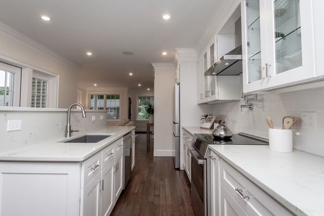 20 Sherman St., Needham, MA 02494