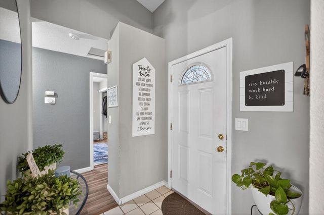 5139 Alii Way, Sacramento, CA 95838