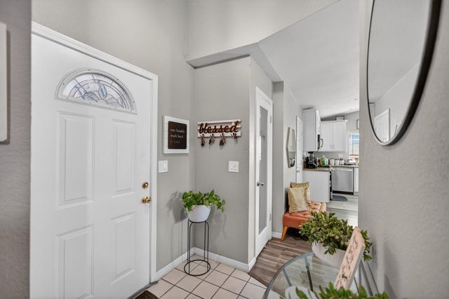 5139 Alii Way, Sacramento, CA 95838