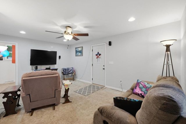 516 E FULTON Street, Edgerton, WI 53534