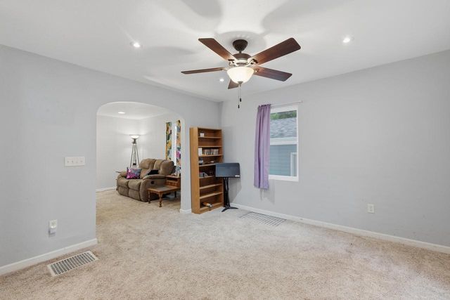 516 E FULTON Street, Edgerton, WI 53534