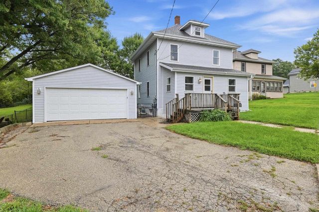 516 E FULTON Street, Edgerton, WI 53534