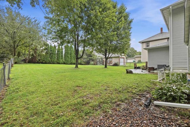 516 E FULTON Street, Edgerton, WI 53534