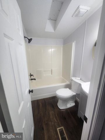 2110 MAYS LANDING RD, Millville, NJ 08332