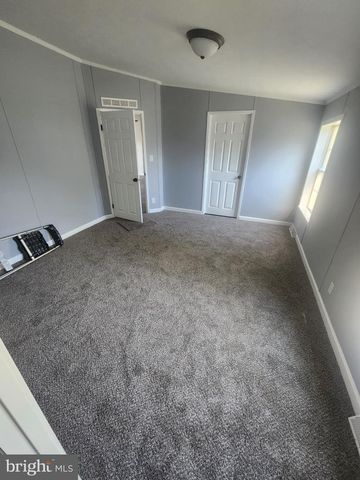 2110 MAYS LANDING RD, Millville, NJ 08332