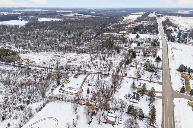 N6223 COUNTY RD E, De Pere, WI 54115