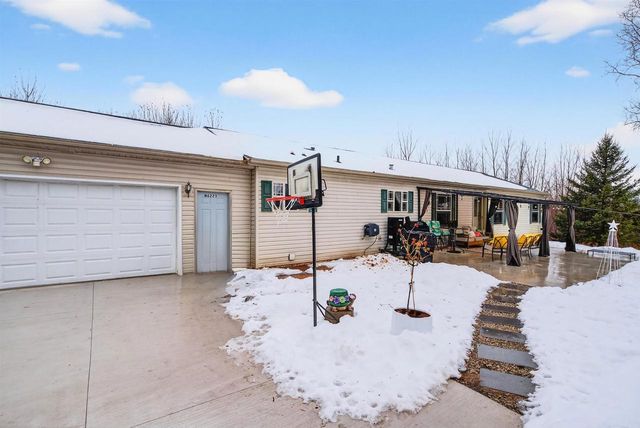 N6223 COUNTY RD E, De Pere, WI 54115
