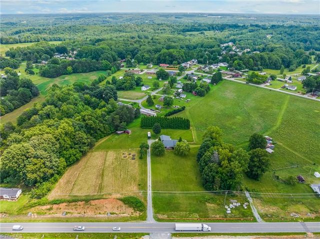 5398 B Reidsville Road, Walkertown, NC 27051