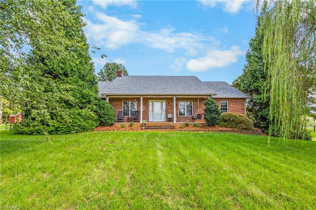 5398 B Reidsville Road, Walkertown, NC 27051