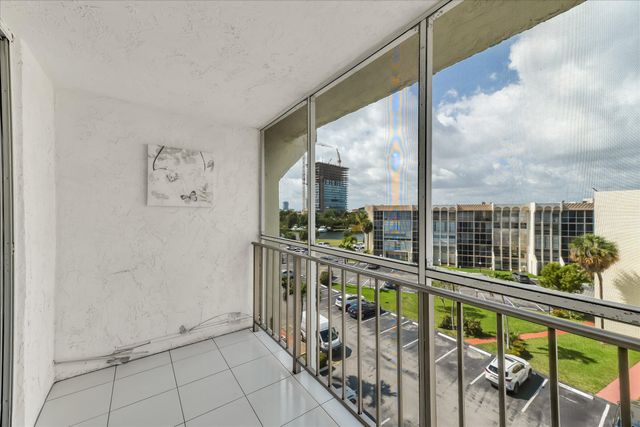 501 Three Islands Boulevard 507, Hallandale Beach, FL 33009