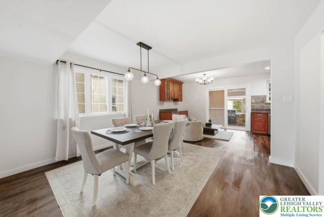 1241 2nd Avenue, Hellertown Boro, PA 18055