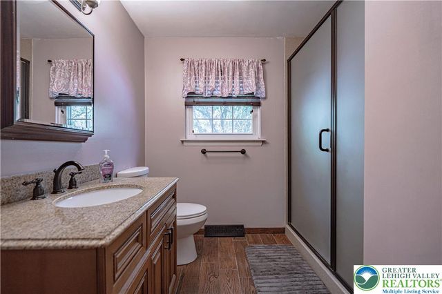 1241 2nd Avenue, Hellertown Boro, PA 18055