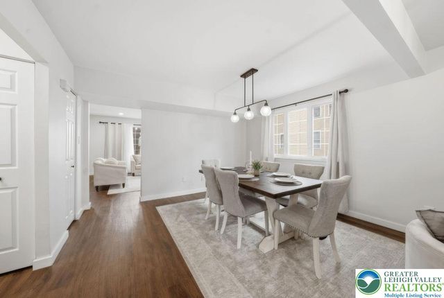 1241 2nd Avenue, Hellertown Boro, PA 18055