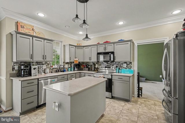 6803 BALDWIN CT, Fredericksburg, VA 22407