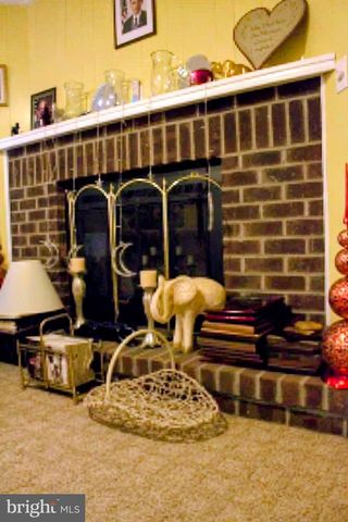 1902 SE VALLEY TER SE, Washington, DC 20032