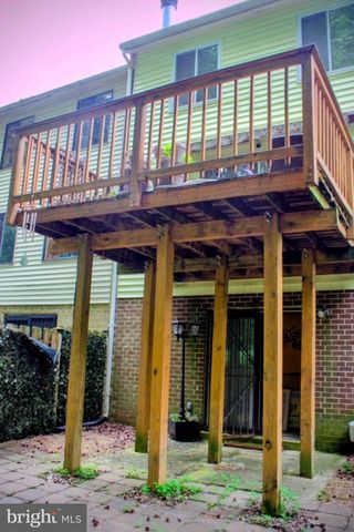 1902 SE VALLEY TER SE, Washington, DC 20032