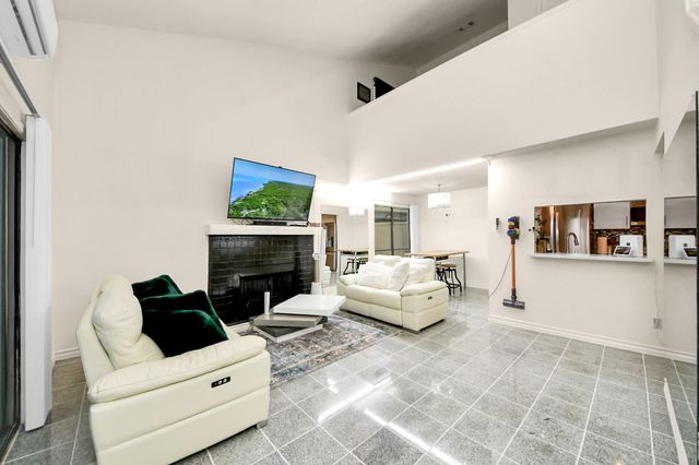 9512 Windswept Lane 9512, Houston, TX 77063