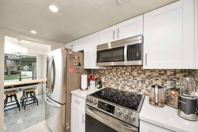 9512 Windswept Lane 9512, Houston, TX 77063