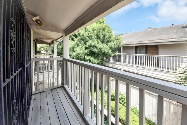 9512 Windswept Lane 9512, Houston, TX 77063