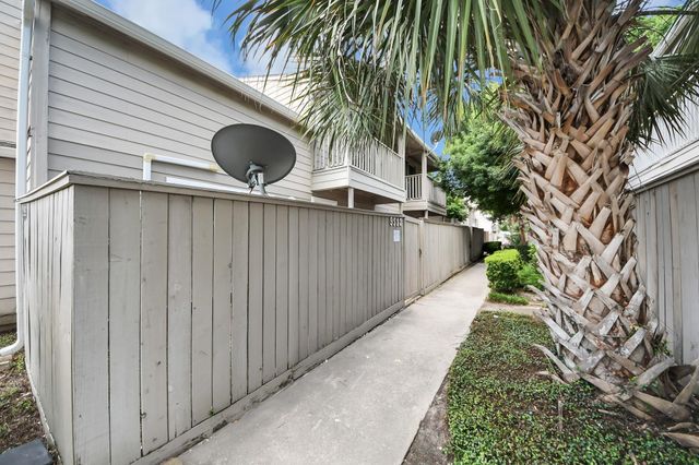 9512 Windswept Lane 9512, Houston, TX 77063