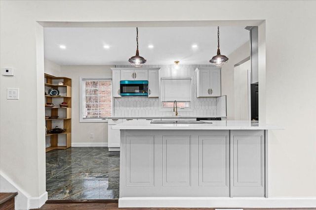 3751 Leslie Street, Detroit, MI 48238