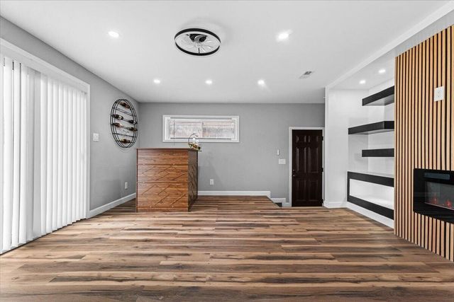 3751 Leslie Street, Detroit, MI 48238