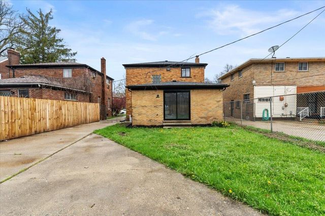 3751 Leslie Street, Detroit, MI 48238