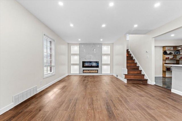 3751 Leslie Street, Detroit, MI 48238