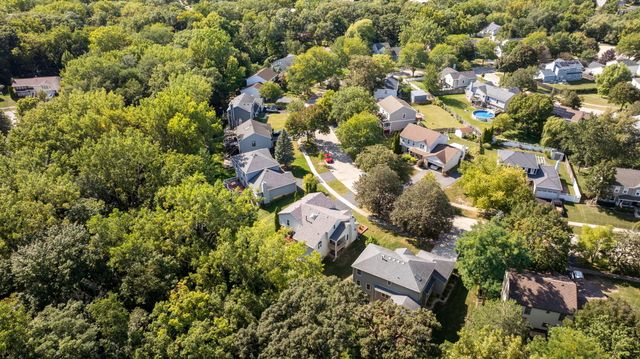 369 Twin Creeks Drive, Bolingbrook, IL 60440