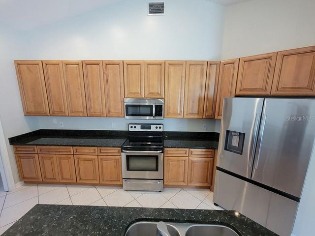 7916 ROUNDELAY DRIVE, New Port Richey, FL 34654