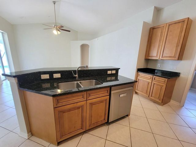 7916 ROUNDELAY DRIVE, New Port Richey, FL 34654