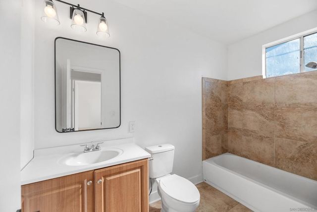 628 Paraiso Ave, Spring Valley, CA 91977