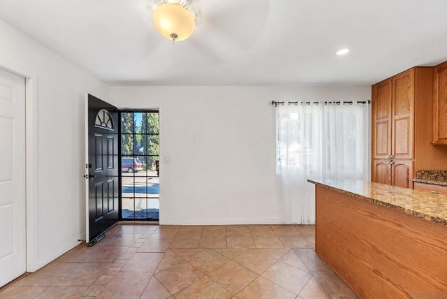 628 Paraiso Ave, Spring Valley, CA 91977