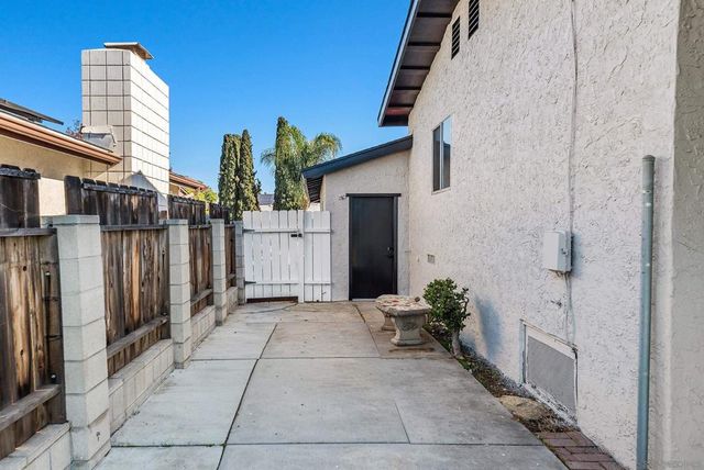 628 Paraiso Ave, Spring Valley, CA 91977