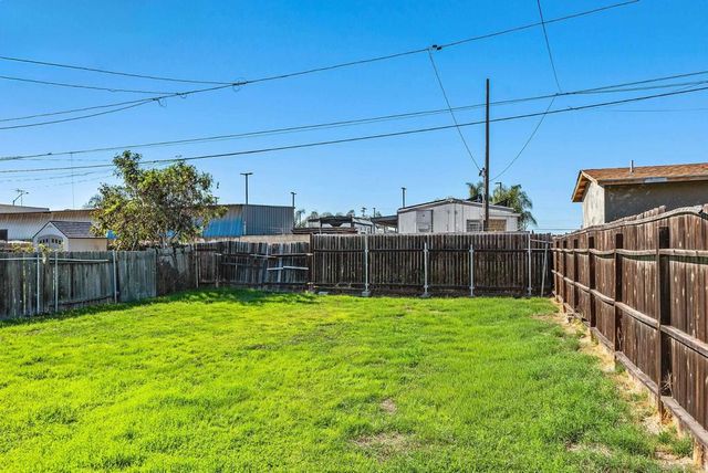 628 Paraiso Ave, Spring Valley, CA 91977